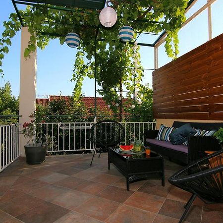 Apartments Tona Zaboric Εξωτερικό φωτογραφία