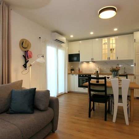 Apartments Tona Zaboric Εξωτερικό φωτογραφία