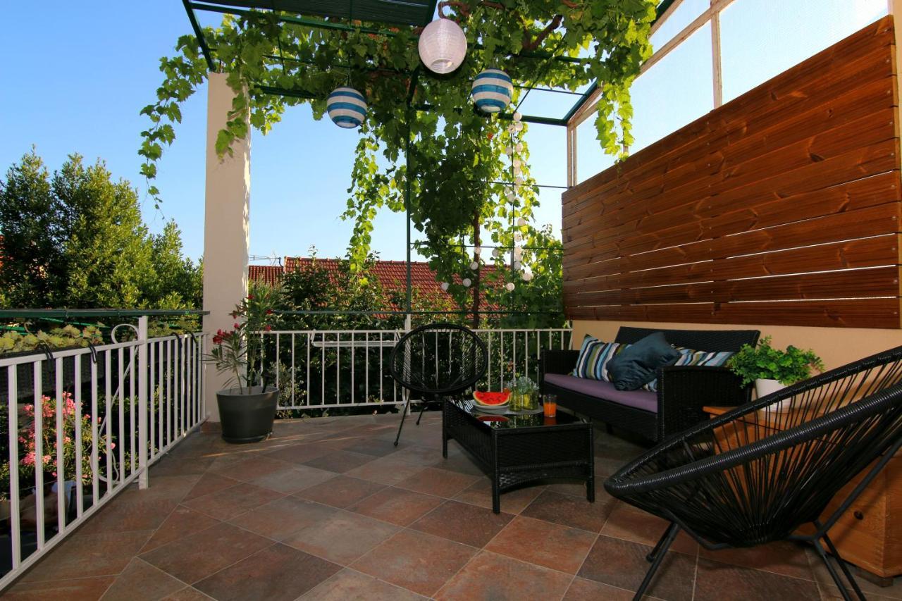 Apartments Tona Zaboric Εξωτερικό φωτογραφία