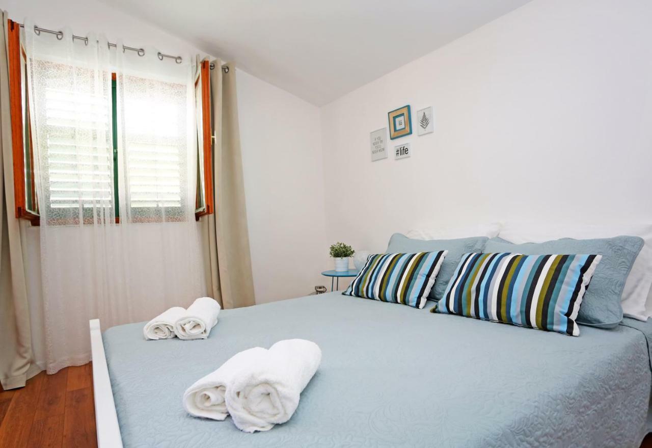 Apartments Tona Zaboric Εξωτερικό φωτογραφία