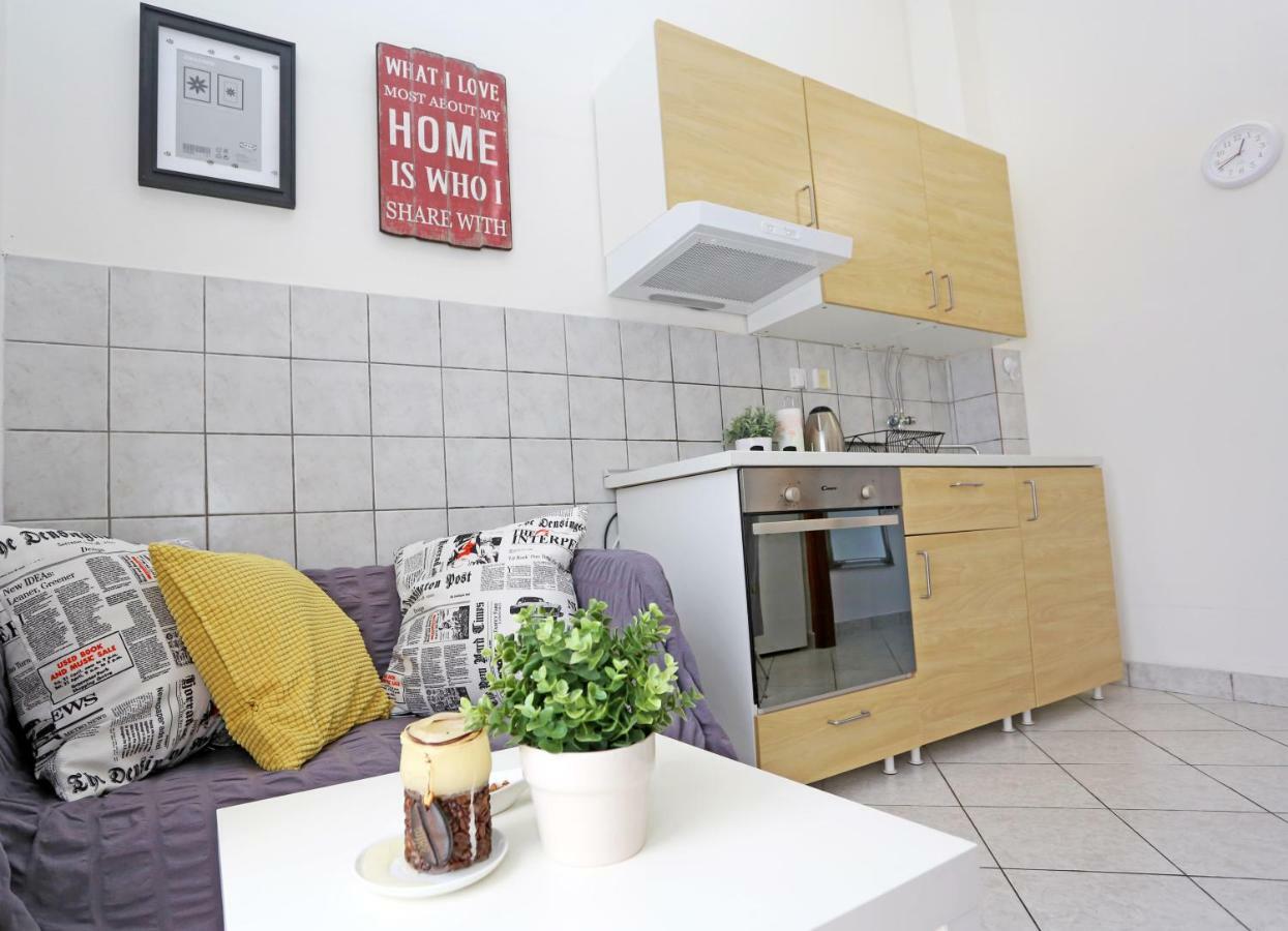 Apartments Tona Zaboric Εξωτερικό φωτογραφία